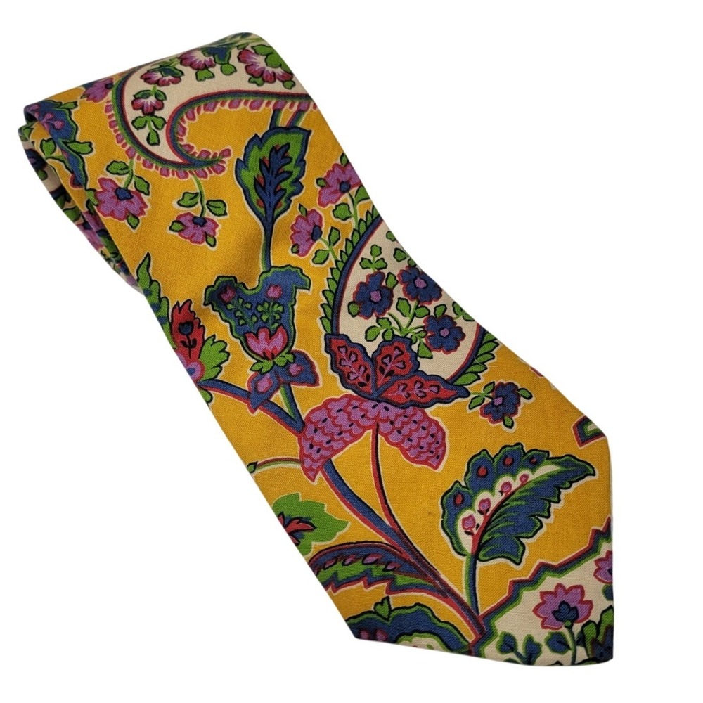 Vintage‎ Banana Republic Safari & Travel Cotton Tie Floral Paisley USA